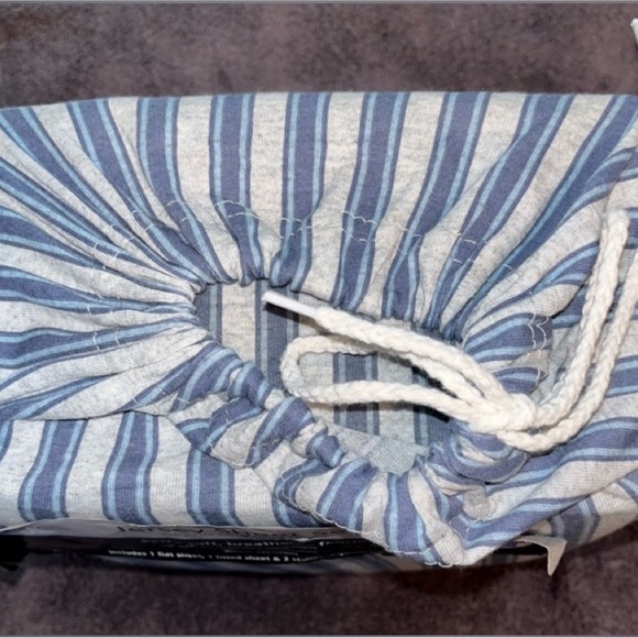 NWT, Mainstays, Jersey Sheet Set, Size FULL
In a drawstring bag - Picture 2 of 4
